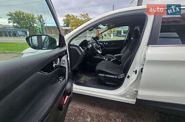 Позашляховик / Кросовер Nissan Qashqai 2018 в  фото 6 Позашляховик / Кросовер Nissan Qashqai 2018 в