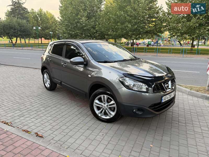 Внедорожник / Кроссовер Nissan Qashqai 2011 в Могилев-Подольске