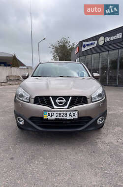 Позашляховик / Кросовер Nissan Qashqai 2012 в Запоріжжі