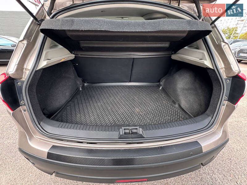 Позашляховик / Кросовер Nissan Qashqai 2012 в Запоріжжі фото 34 Позашляховик / Кросовер Nissan Qashqai 2012 в Запоріжжі