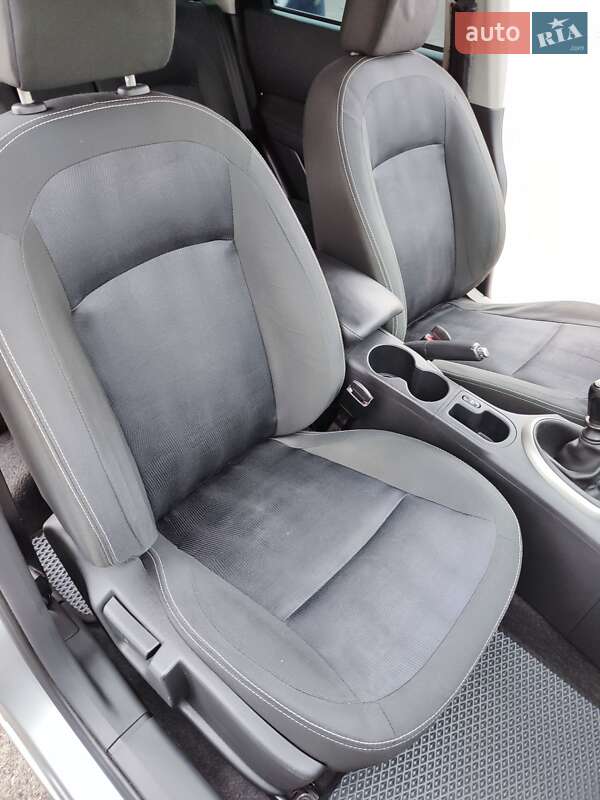 Внедорожник / Кроссовер Nissan Qashqai 2011 в Глухове фото 30 Внедорожник / Кроссовер Nissan Qashqai 2011 в Глухове