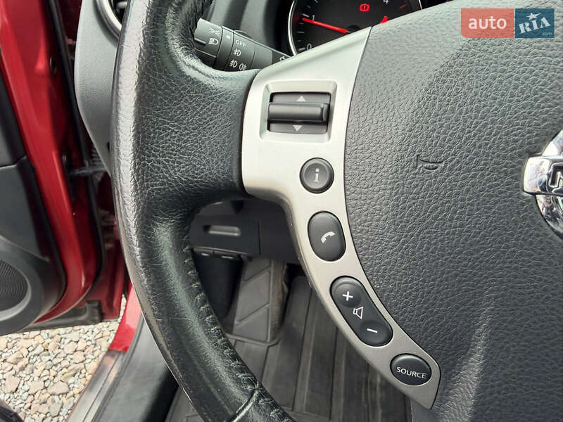 Внедорожник / Кроссовер Nissan Qashqai 2013 в Ровно