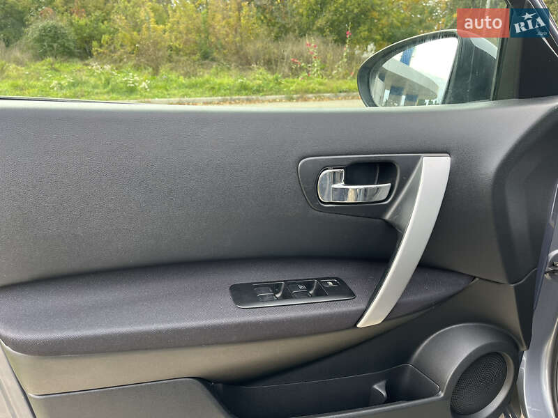 Внедорожник / Кроссовер Nissan Qashqai 2008 в Староконстантинове фото 10 Внедорожник / Кроссовер Nissan Qashqai 2008 в Староконстантинове