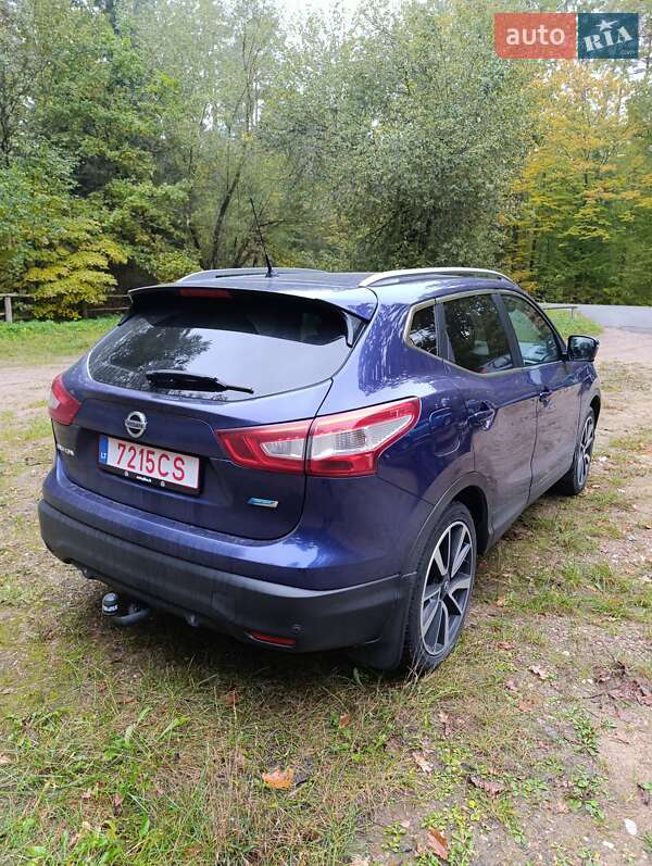 Внедорожник / Кроссовер Nissan Qashqai 2014 в Звягеле фото 4 Внедорожник / Кроссовер Nissan Qashqai 2014 в Звягеле