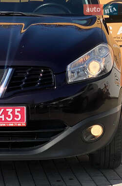 Позашляховик / Кросовер Nissan Qashqai 2012 в 