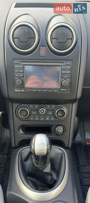 Позашляховик / Кросовер Nissan Qashqai 2011 в Сумах фото 26 Позашляховик / Кросовер Nissan Qashqai 2011 в Сумах