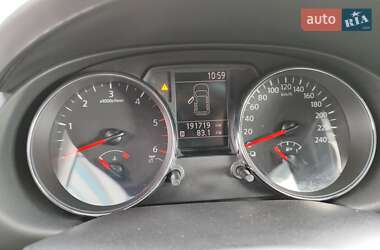 Внедорожник / Кроссовер Nissan Qashqai 2011 в 