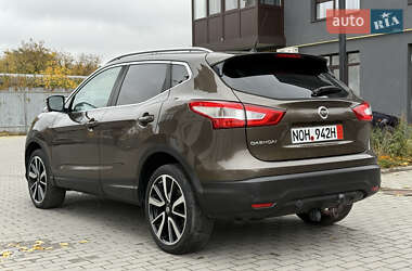 Внедорожник / Кроссовер Nissan Qashqai 2015 в 