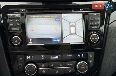Внедорожник / Кроссовер Nissan Qashqai 2015 в 