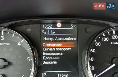 Внедорожник / Кроссовер Nissan Qashqai 2015 в 