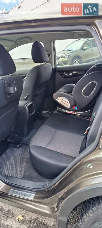 Внедорожник / Кроссовер Nissan Qashqai 2014 в Львове