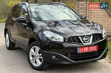 Внедорожник / Кроссовер Nissan Qashqai 2011 в Ивано-Франковске