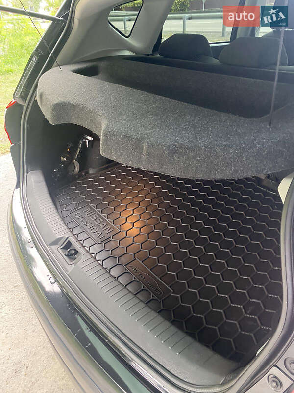 Внедорожник / Кроссовер Nissan Qashqai 2010 в Дубно