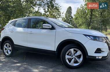 Внедорожник / Кроссовер Nissan Qashqai 2021 в 