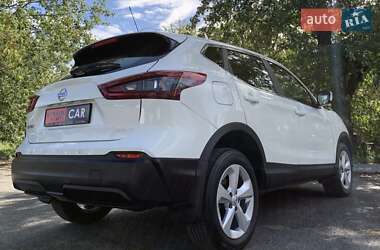 Внедорожник / Кроссовер Nissan Qashqai 2021 в 