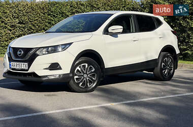 Позашляховик / Кросовер Nissan Qashqai 2018 в  фото 16 Позашляховик / Кросовер Nissan Qashqai 2018 в