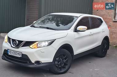 Внедорожник / Кроссовер Nissan Qashqai 2014 в 