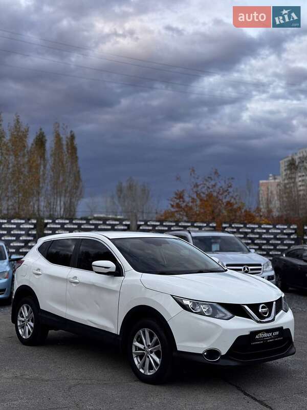 Внедорожник / Кроссовер Nissan Qashqai 2017 в Киеве