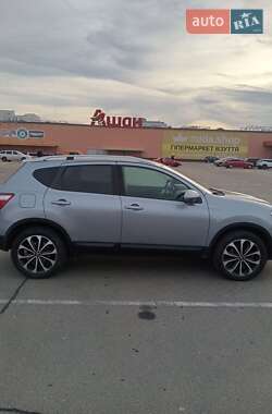 Nissan Qashqai 2012