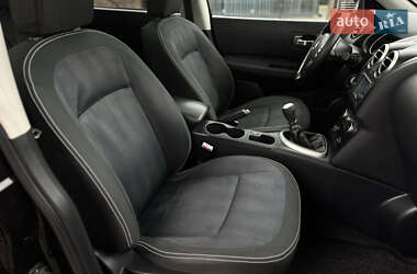 Внедорожник / Кроссовер Nissan Qashqai 2010 в 