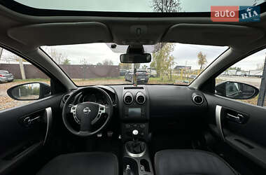 Внедорожник / Кроссовер Nissan Qashqai 2010 в 