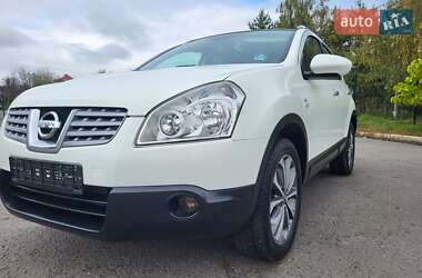 Внедорожник / Кроссовер Nissan Qashqai 2010 в 