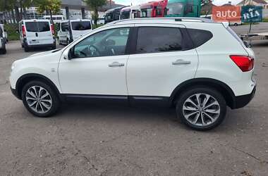 Внедорожник / Кроссовер Nissan Qashqai 2010 в 