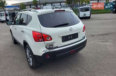 Внедорожник / Кроссовер Nissan Qashqai 2010 в 