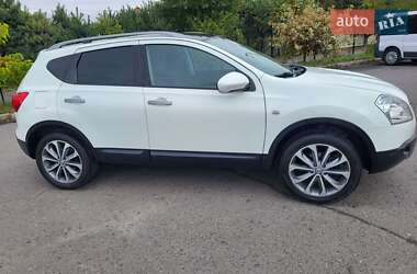 Внедорожник / Кроссовер Nissan Qashqai 2010 в 
