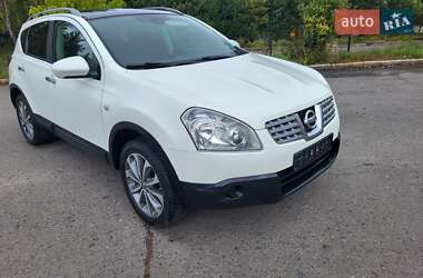 Внедорожник / Кроссовер Nissan Qashqai 2010 в 