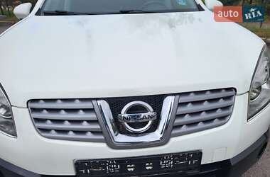 Внедорожник / Кроссовер Nissan Qashqai 2010 в 