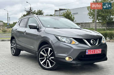 Внедорожник / Кроссовер Nissan Qashqai 2016 в Луцке