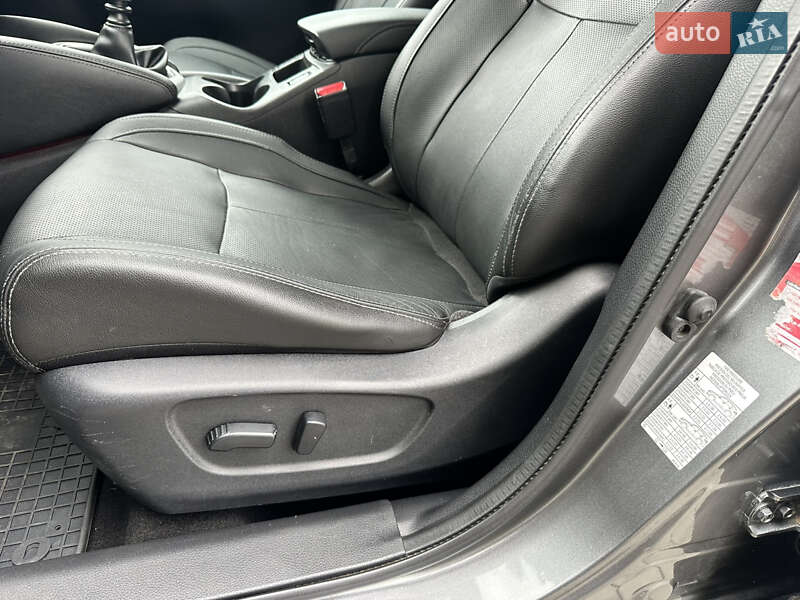 Позашляховик / Кросовер Nissan Qashqai 2016 в Луцьку