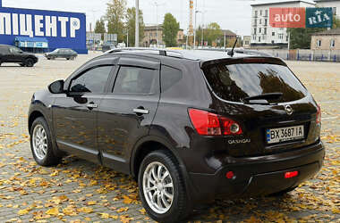 Внедорожник / Кроссовер Nissan Qashqai 2008 в 