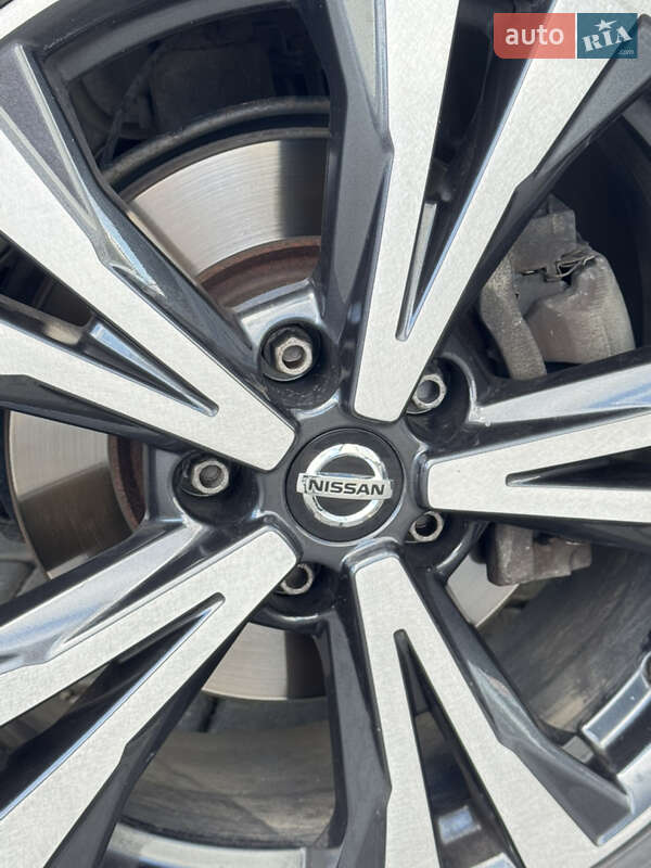Внедорожник / Кроссовер Nissan Qashqai 2017 в Ивано-Франковске фото 6 Внедорожник / Кроссовер Nissan Qashqai 2017 в Ивано-Франковске