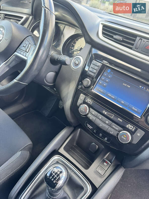 Внедорожник / Кроссовер Nissan Qashqai 2017 в Ивано-Франковске фото 15 Внедорожник / Кроссовер Nissan Qashqai 2017 в Ивано-Франковске