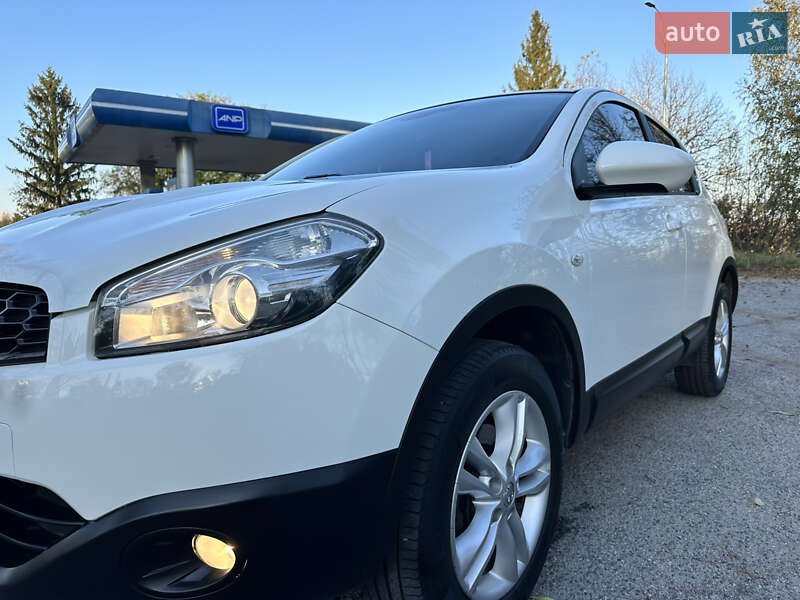 Внедорожник / Кроссовер Nissan Qashqai 2010 в Кицмани фото 9 Внедорожник / Кроссовер Nissan Qashqai 2010 в Кицмани
