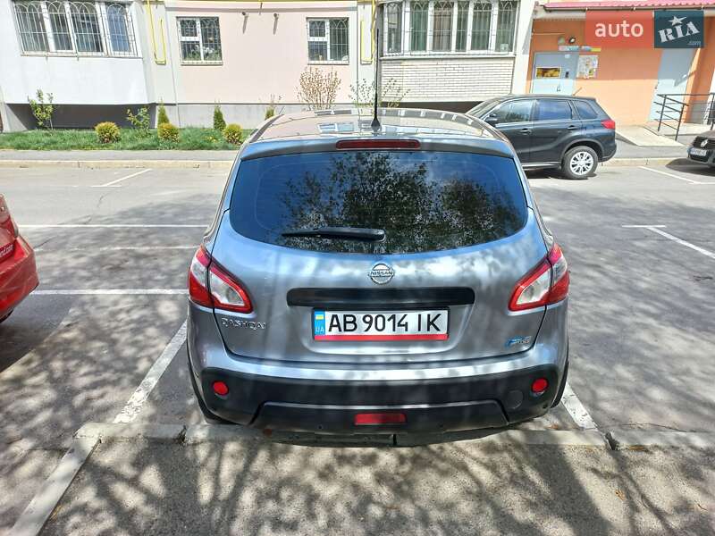 Внедорожник / Кроссовер Nissan Qashqai 2011 в Ямполе