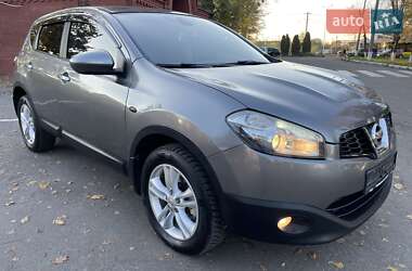 Внедорожник / Кроссовер Nissan Qashqai 2012 в 