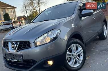 Внедорожник / Кроссовер Nissan Qashqai 2012 в 