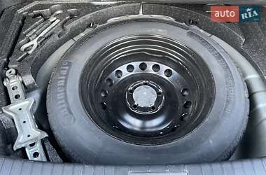 Внедорожник / Кроссовер Nissan Qashqai 2012 в 