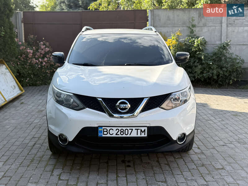 Внедорожник / Кроссовер Nissan Qashqai 2015 в Львове