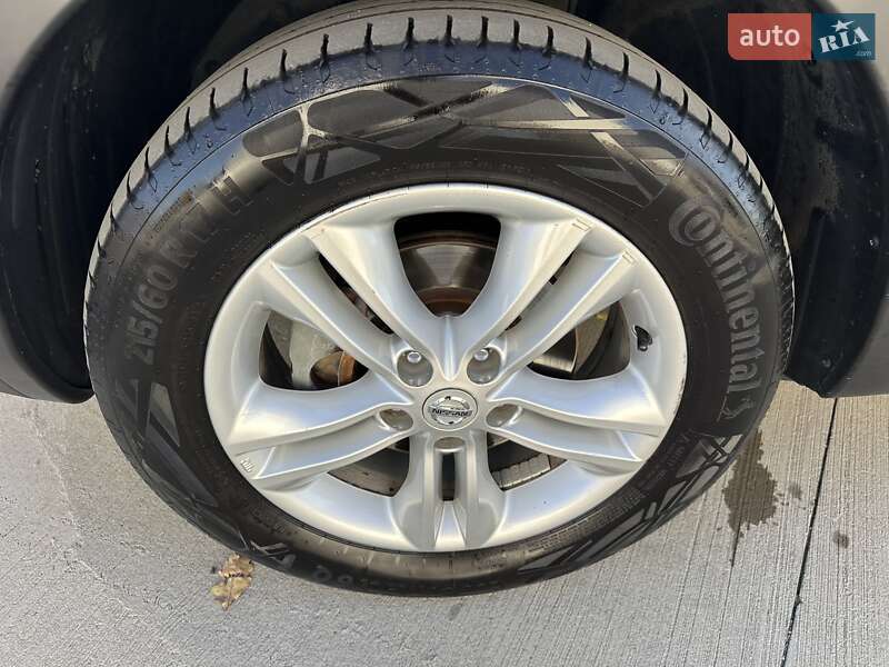 Внедорожник / Кроссовер Nissan Qashqai 2010 в Луцке