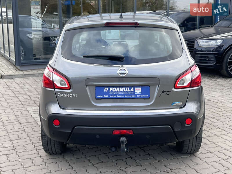 Внедорожник / Кроссовер Nissan Qashqai 2011 в Нововолынске