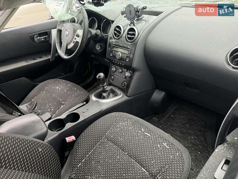 Внедорожник / Кроссовер Nissan Qashqai 2008 в Белогородке
