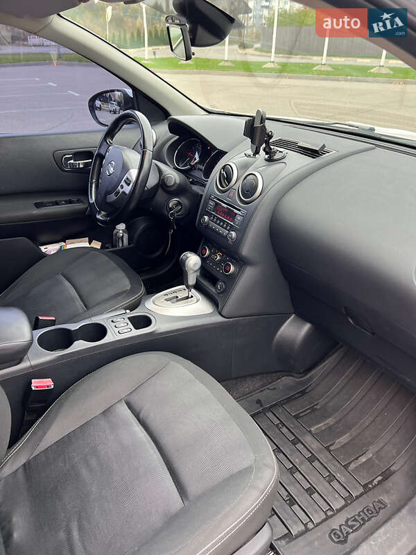 Позашляховик / Кросовер Nissan Qashqai 2012 в Києві фото 11 Позашляховик / Кросовер Nissan Qashqai 2012 в Києві