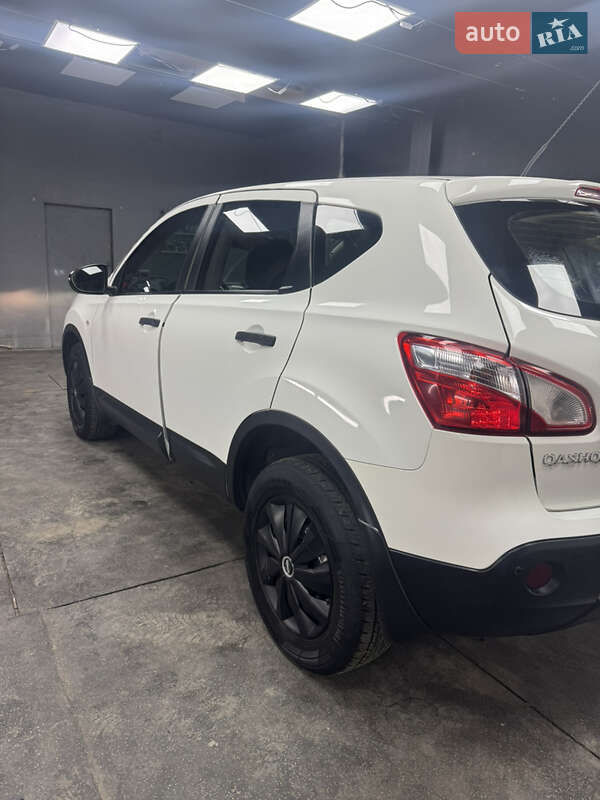 Внедорожник / Кроссовер Nissan Qashqai 2012 в Сумах