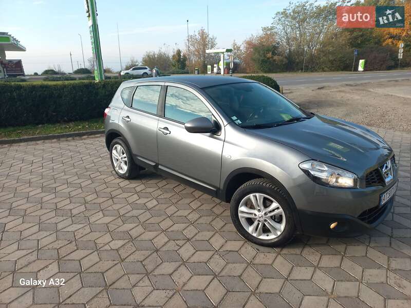 Позашляховик / Кросовер Nissan Qashqai 2011 в Снятині