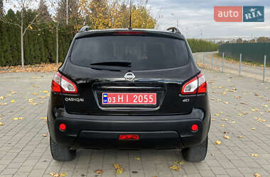 Внедорожник / Кроссовер Nissan Qashqai 2013 в 