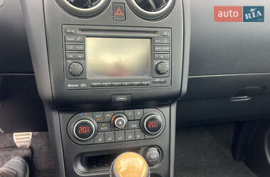 Внедорожник / Кроссовер Nissan Qashqai 2013 в 